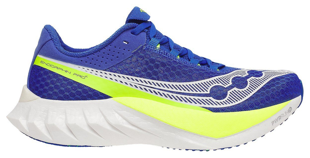 Tênis Saucony Endorphin Pro 4 para maratona com placa de carbono