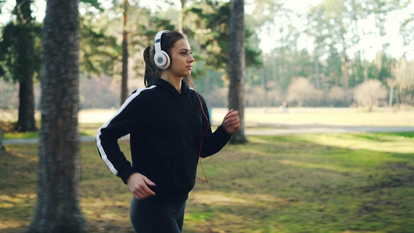Fones de ouvido bluetooth para corrida comparados em 2026